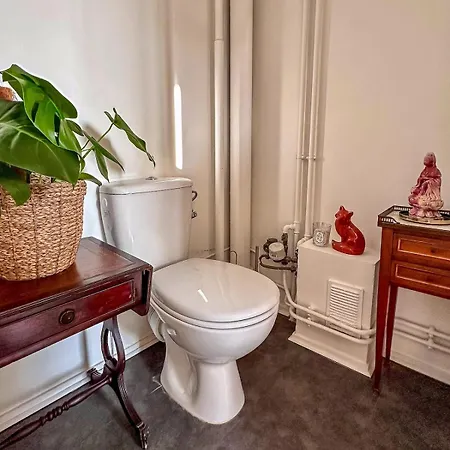 شقة Parisian Nest - Panoramic Views - Free Parking باريس